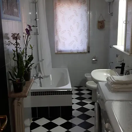 Da Chris Guest house 3*